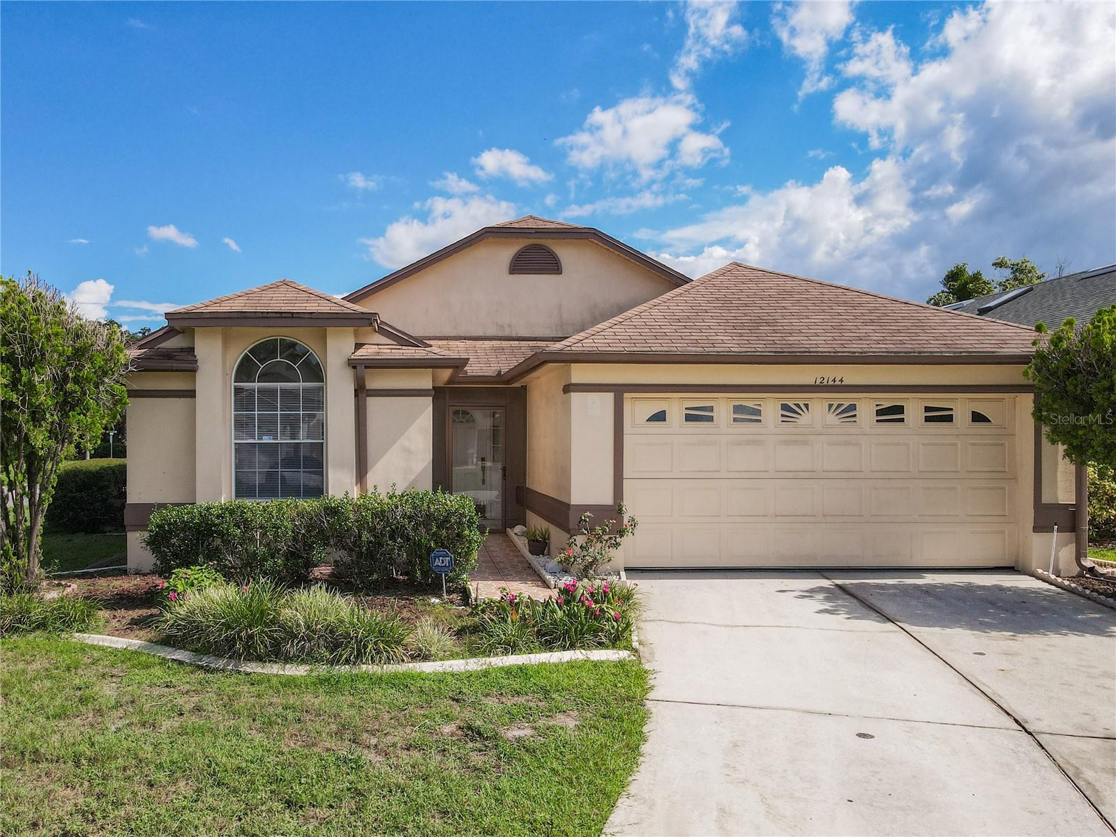 12144 Pilot Ct Property Photo 1