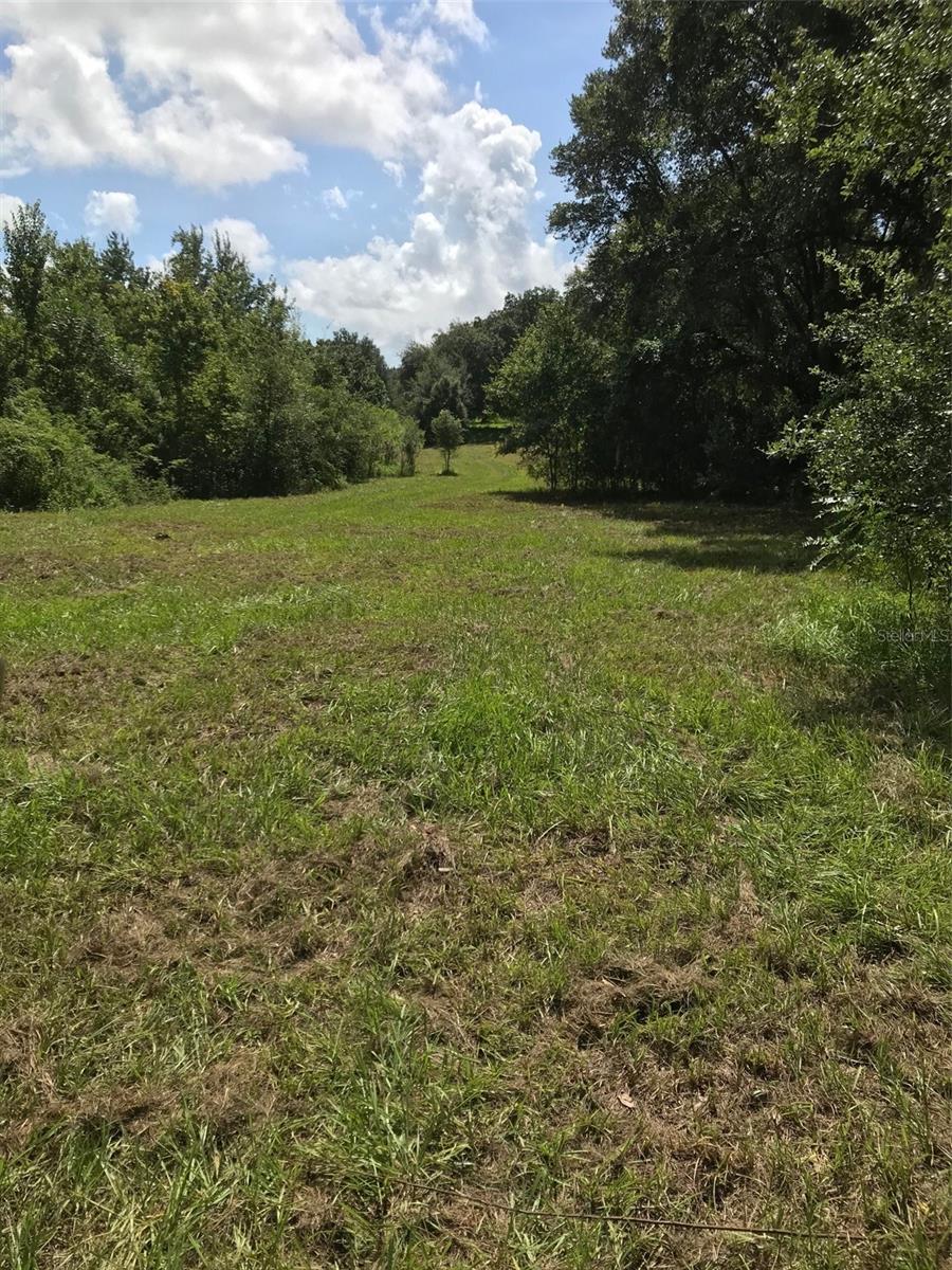 8715 State Road 33 Property Photo 1