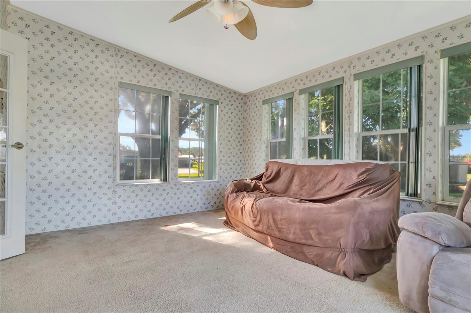 1128 Forest Ln Property Photo 13
