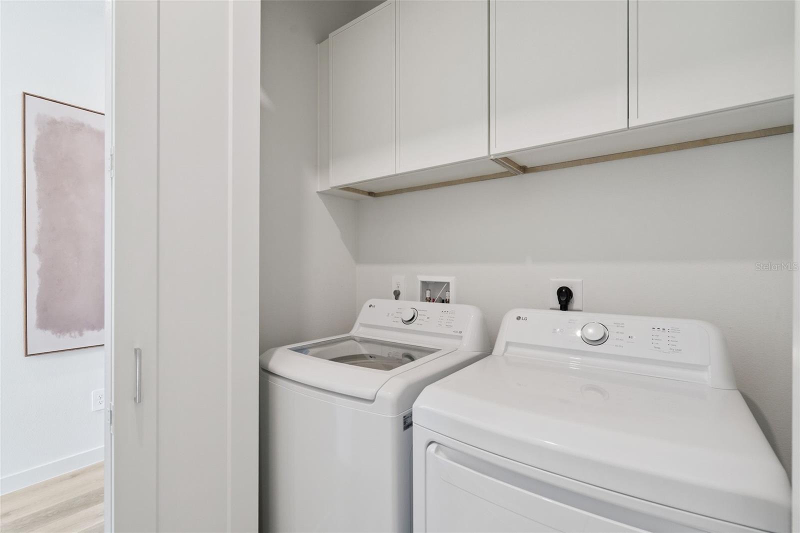 451 Skyfield Ct Property Photo 28