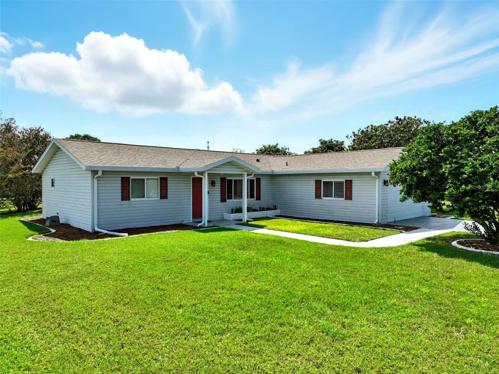 17590 SE 106TH TER Property Photo 1
