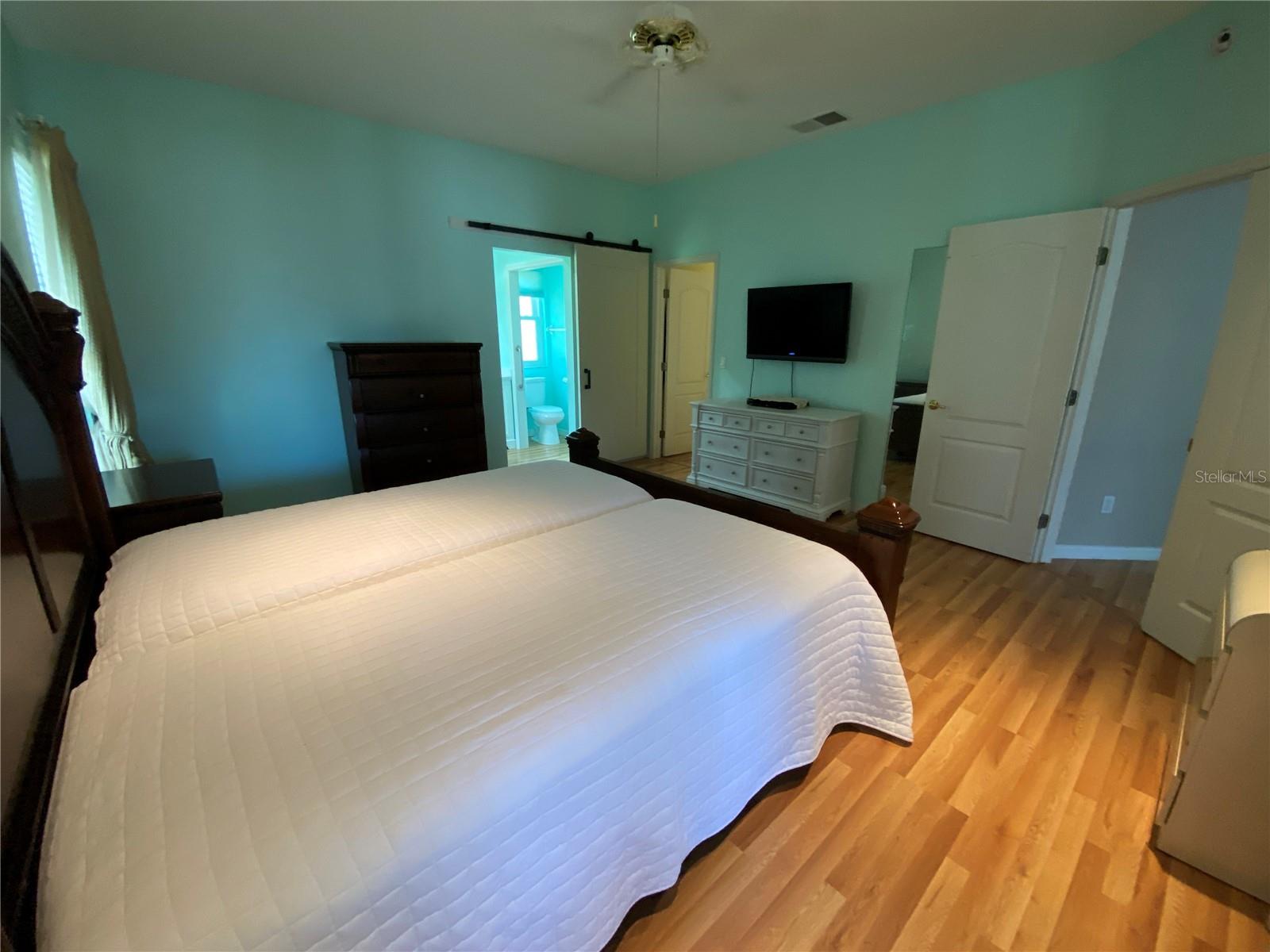 4202 Hammersmith Dr Property Photo 16
