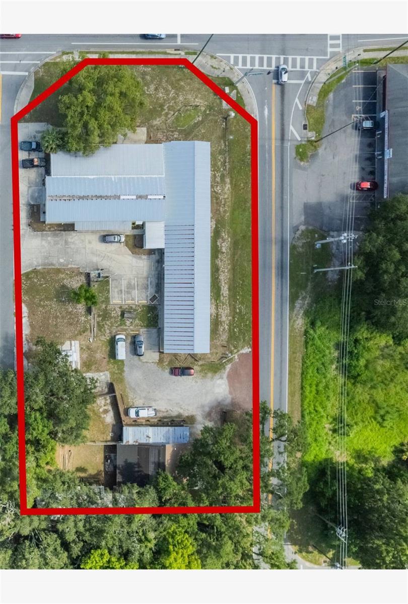 300 N Dixie Ave Property Photo 1