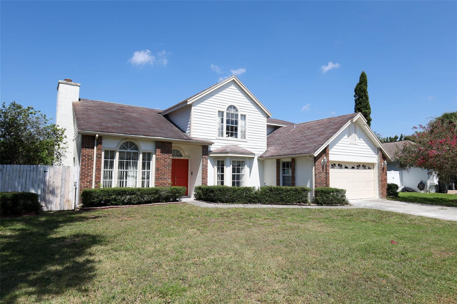 1675 Thornhill Cir Property Photo 1