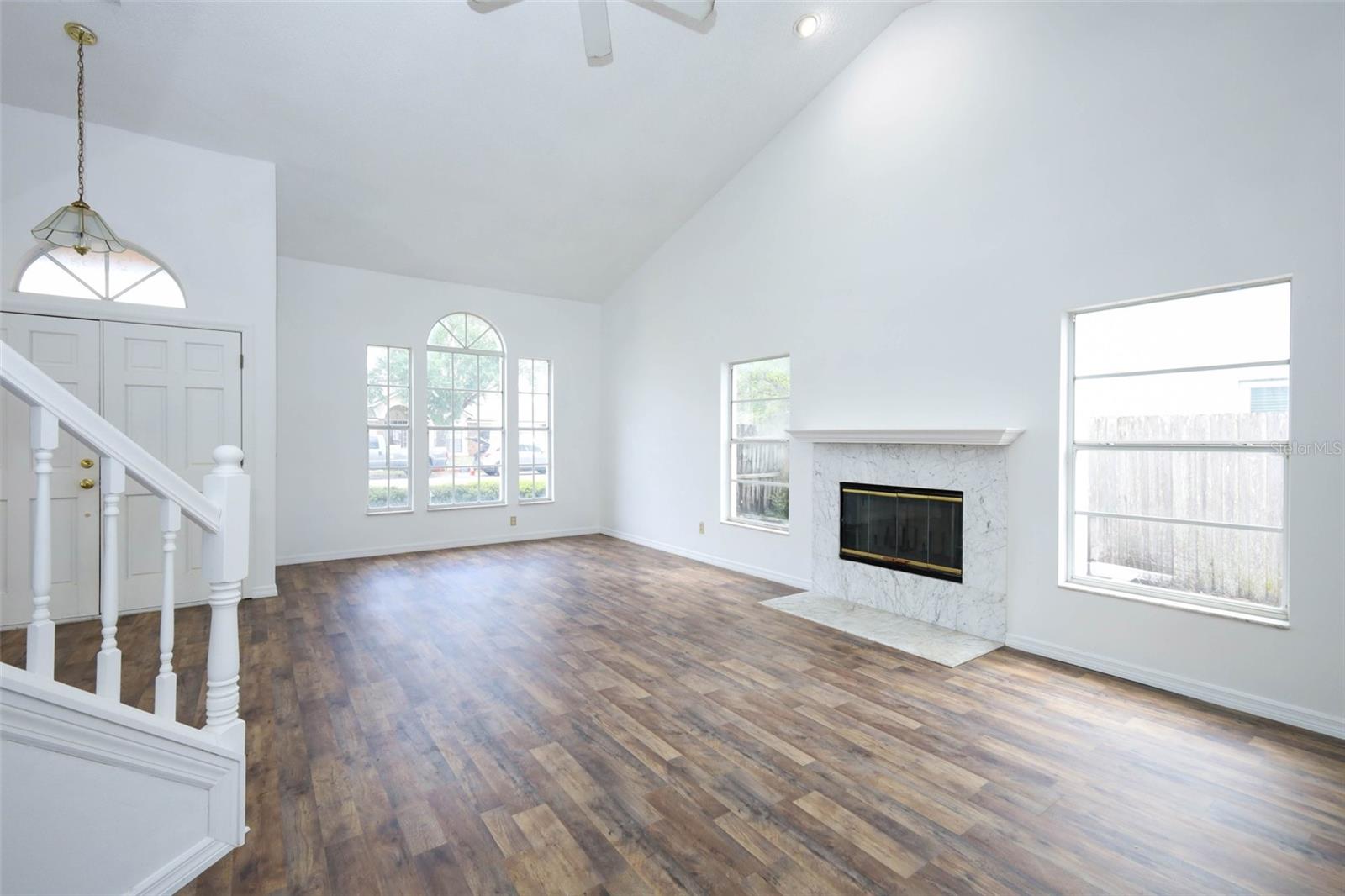 1675 Thornhill Cir Property Photo 5