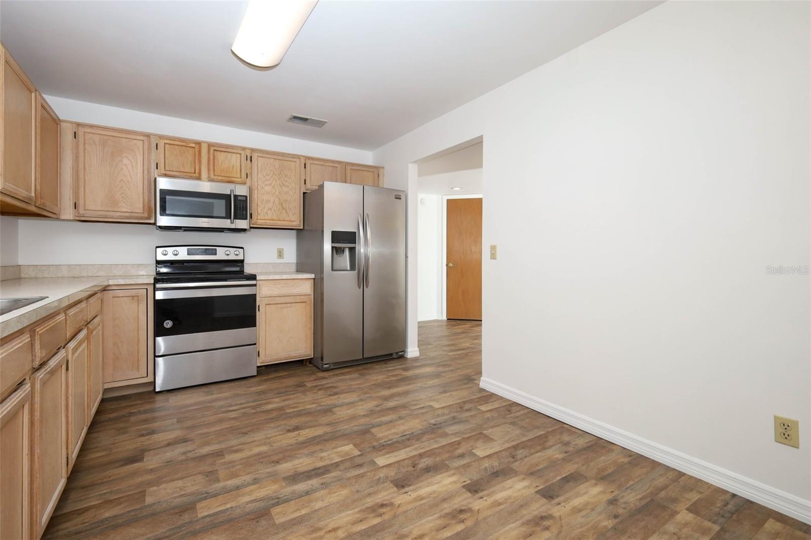 1675 Thornhill Cir Property Photo 13