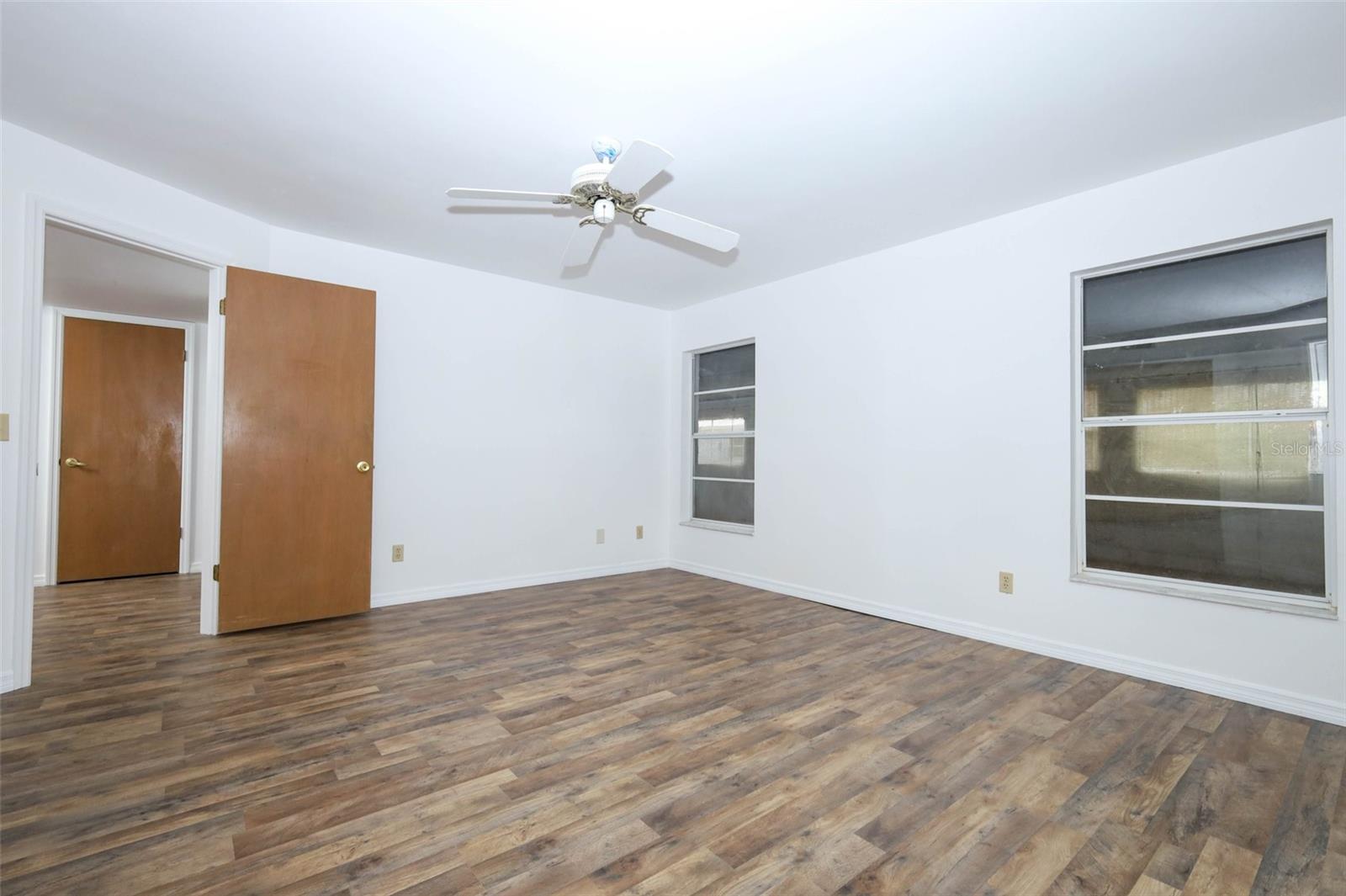 1675 Thornhill Cir Property Photo 15
