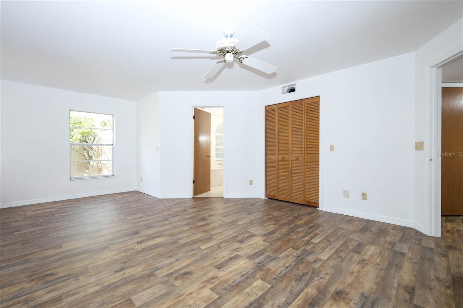 1675 Thornhill Cir Property Photo 17