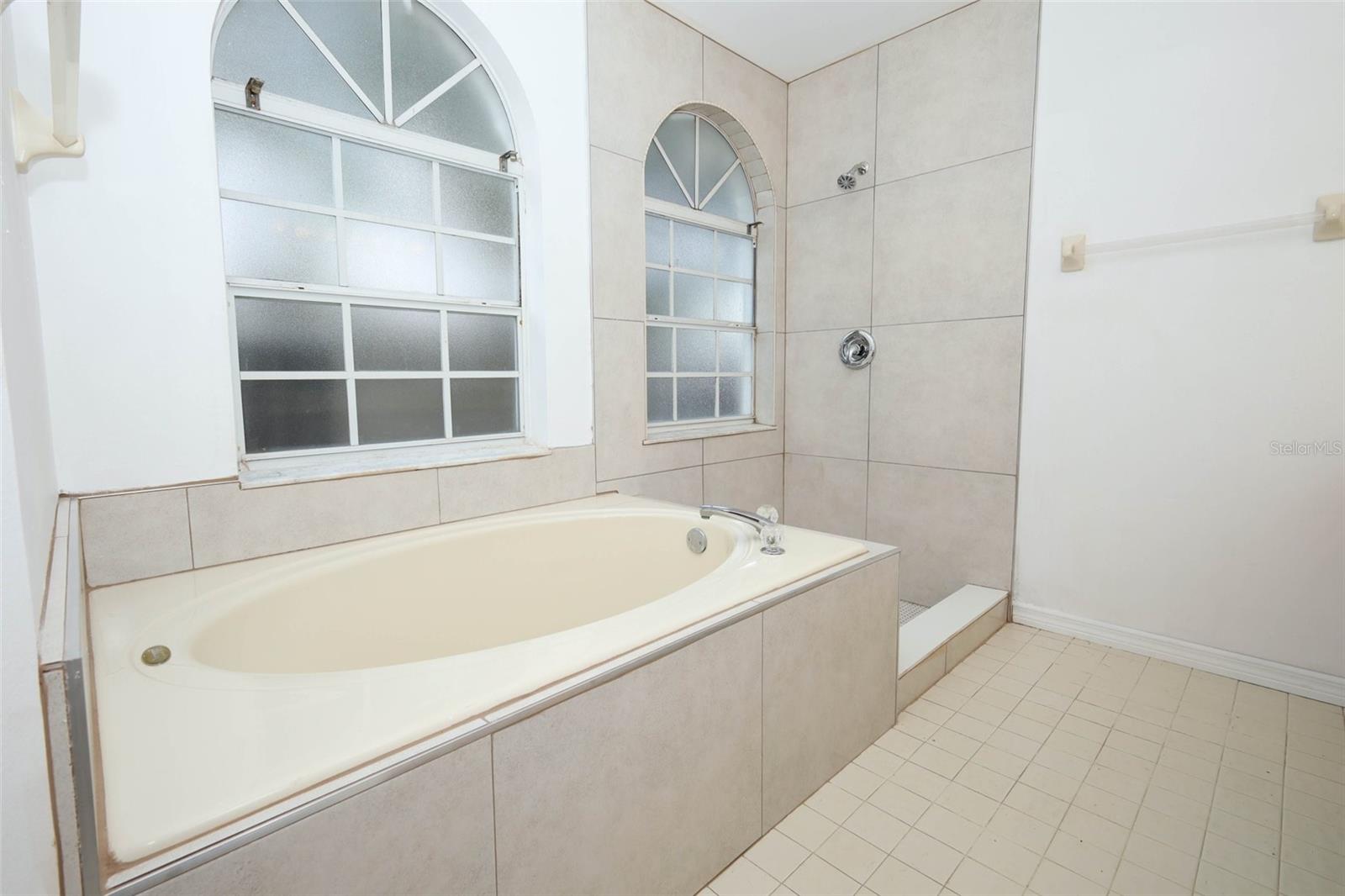 1675 Thornhill Cir Property Photo 22