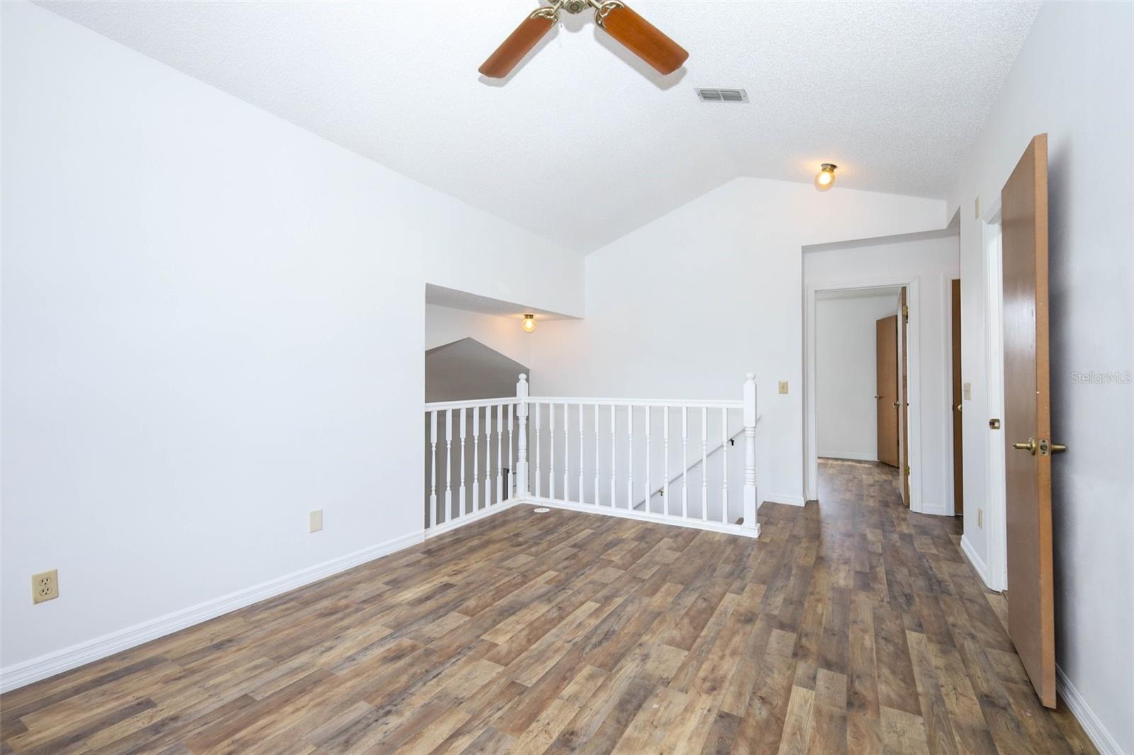 1675 Thornhill Cir Property Photo 27