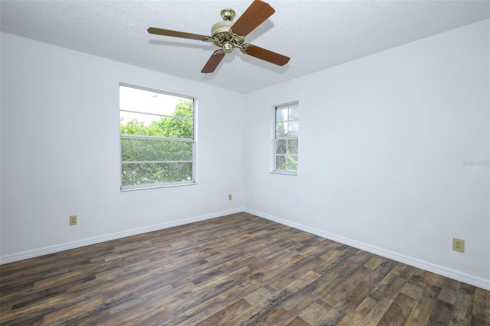 1675 Thornhill Cir Property Photo 35