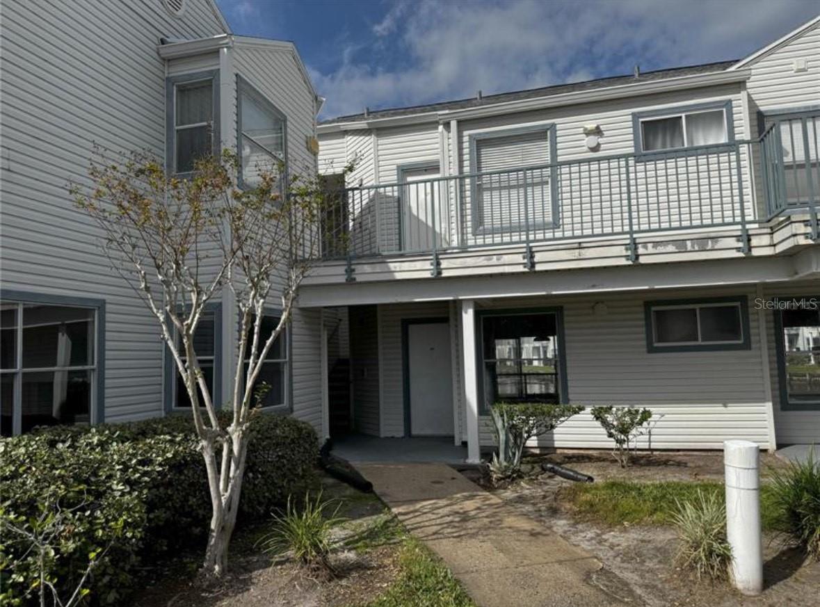 2520 Woodgate Blvd #202 Property Photo 1