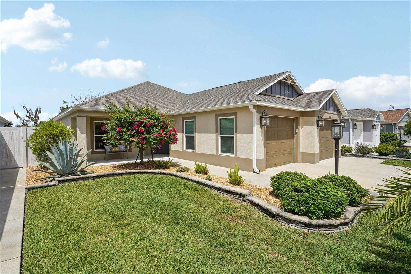 4686 Hiles Pl Property Photo 1
