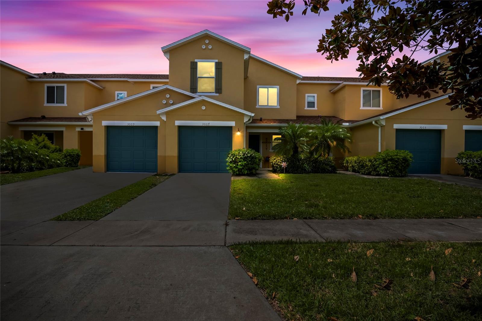 3007 Seaview Castle Dr Property Photo 1