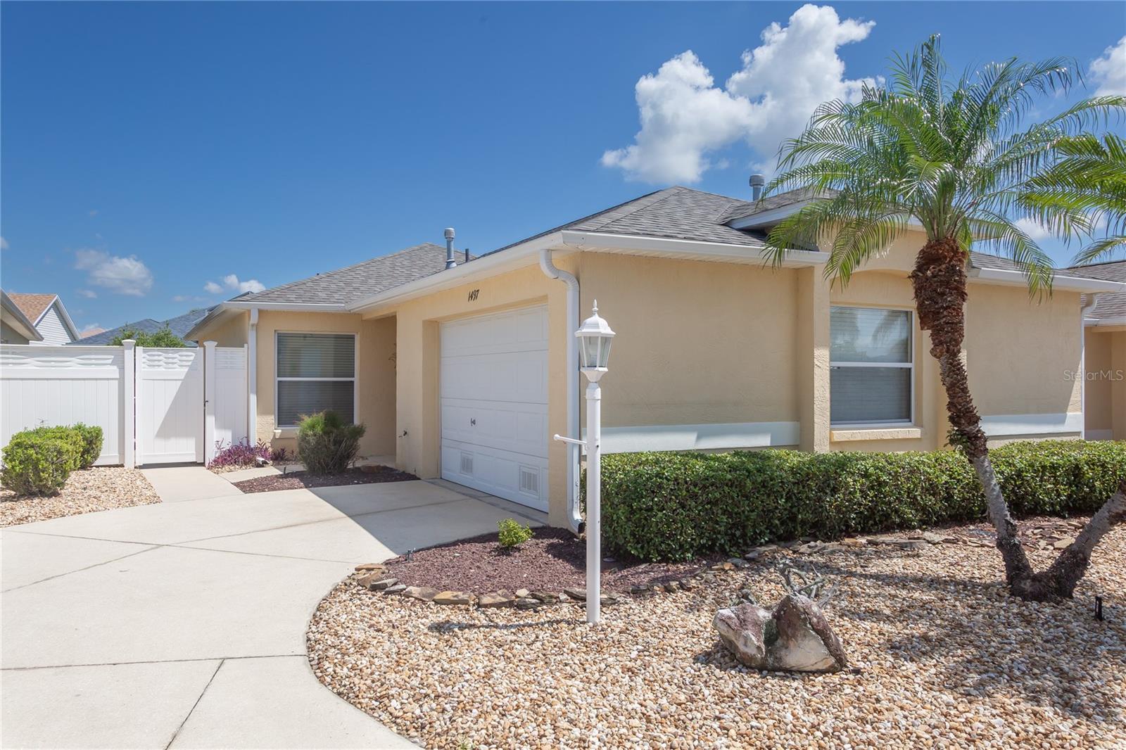 1497 Alexandria Pl Property Photo 2
