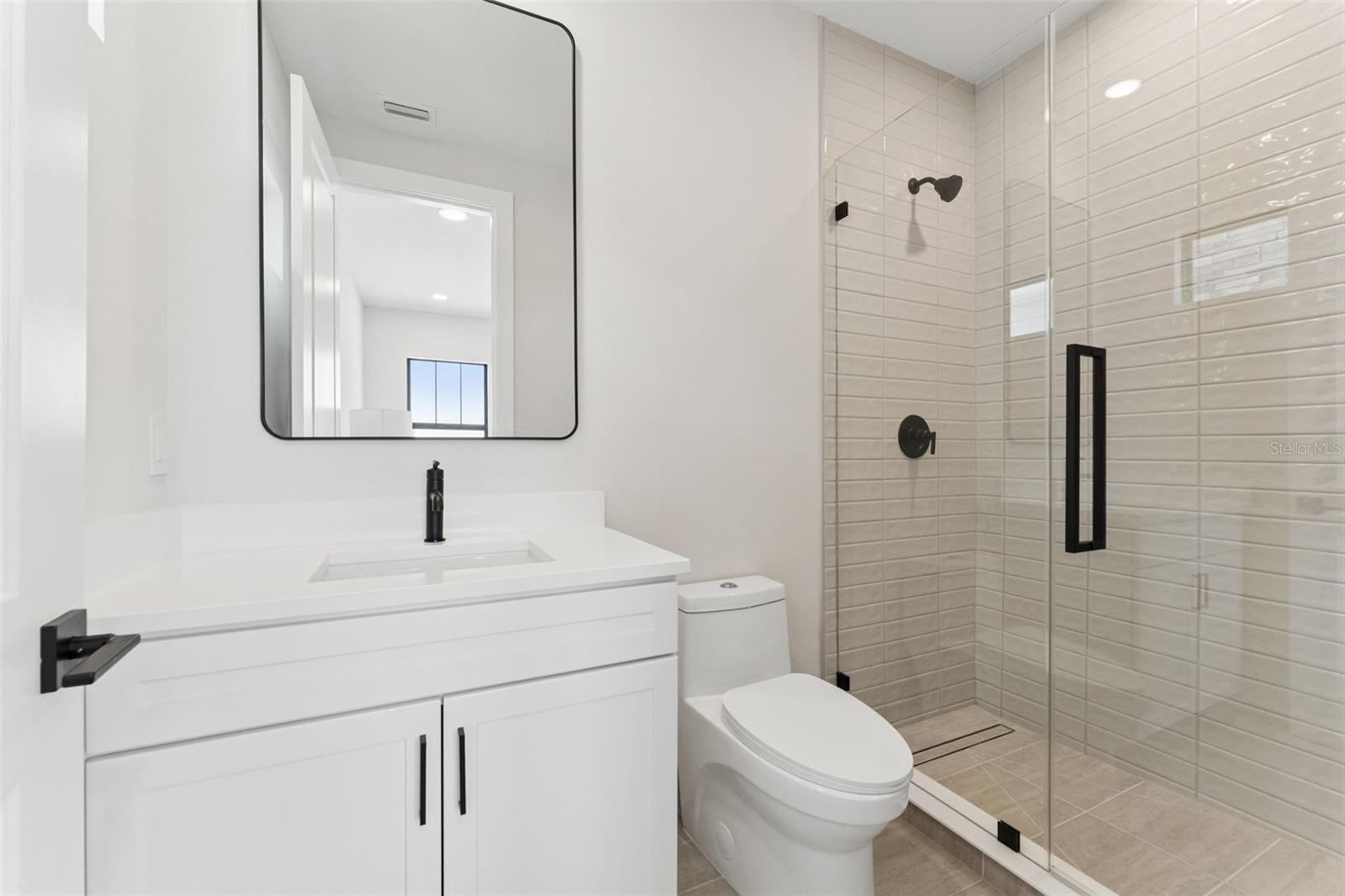 16308 Vetta Dr Property Photo 32
