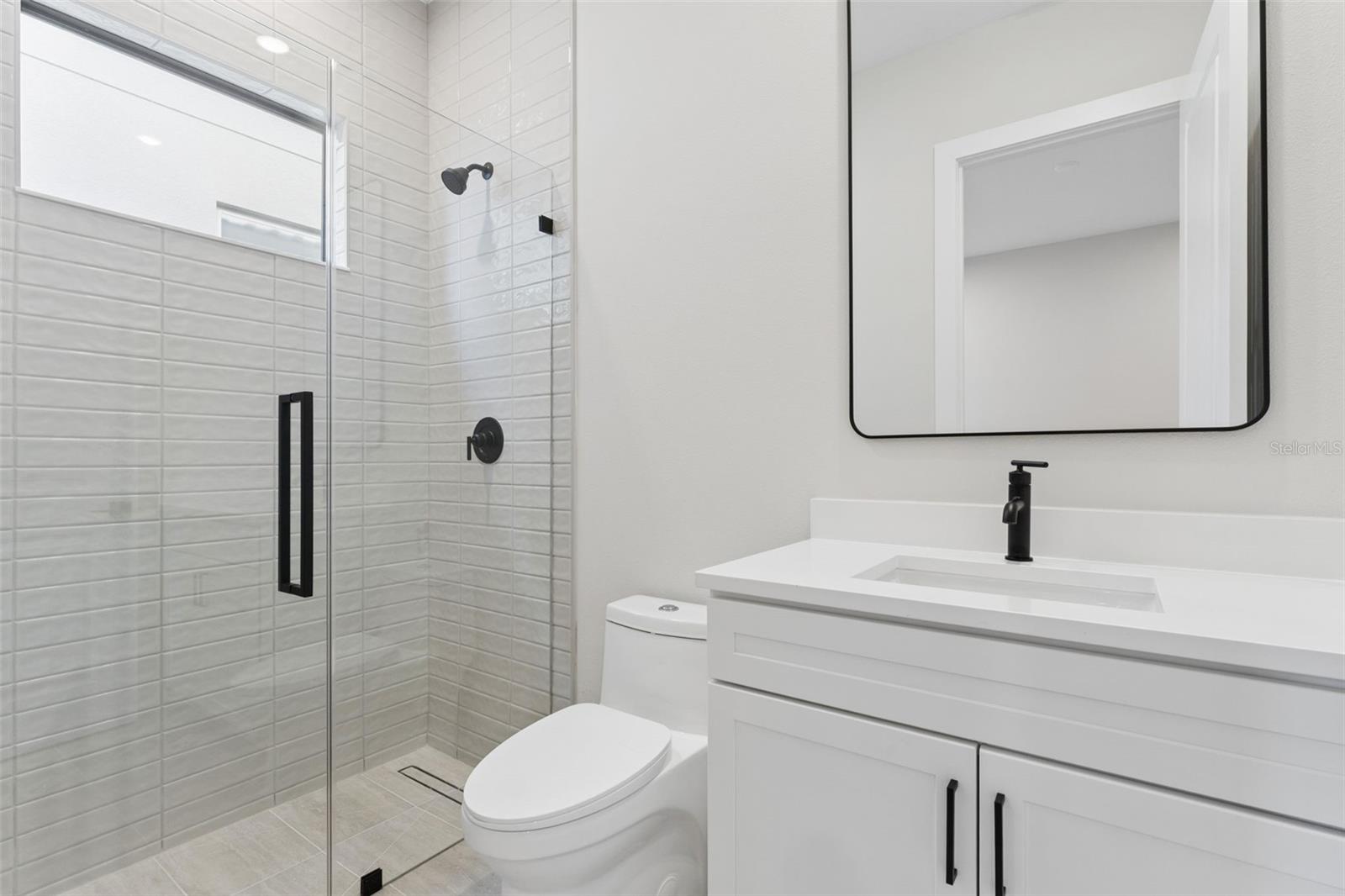 16308 Vetta Dr Property Photo 34