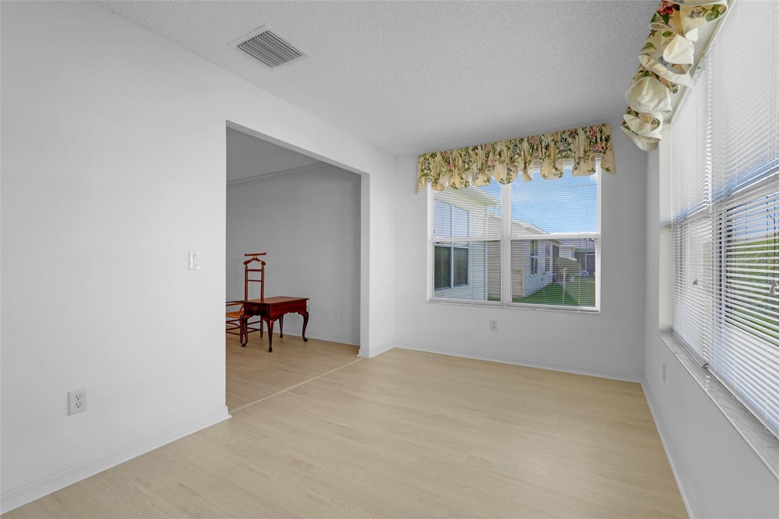 870 Henderson Ln Property Photo 19