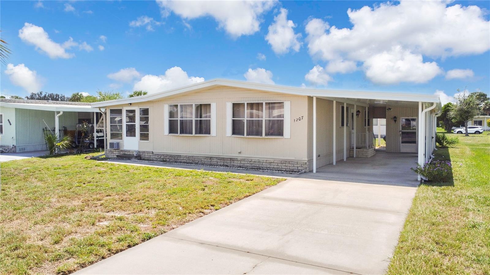 1207 Apache Cir Property Photo 1