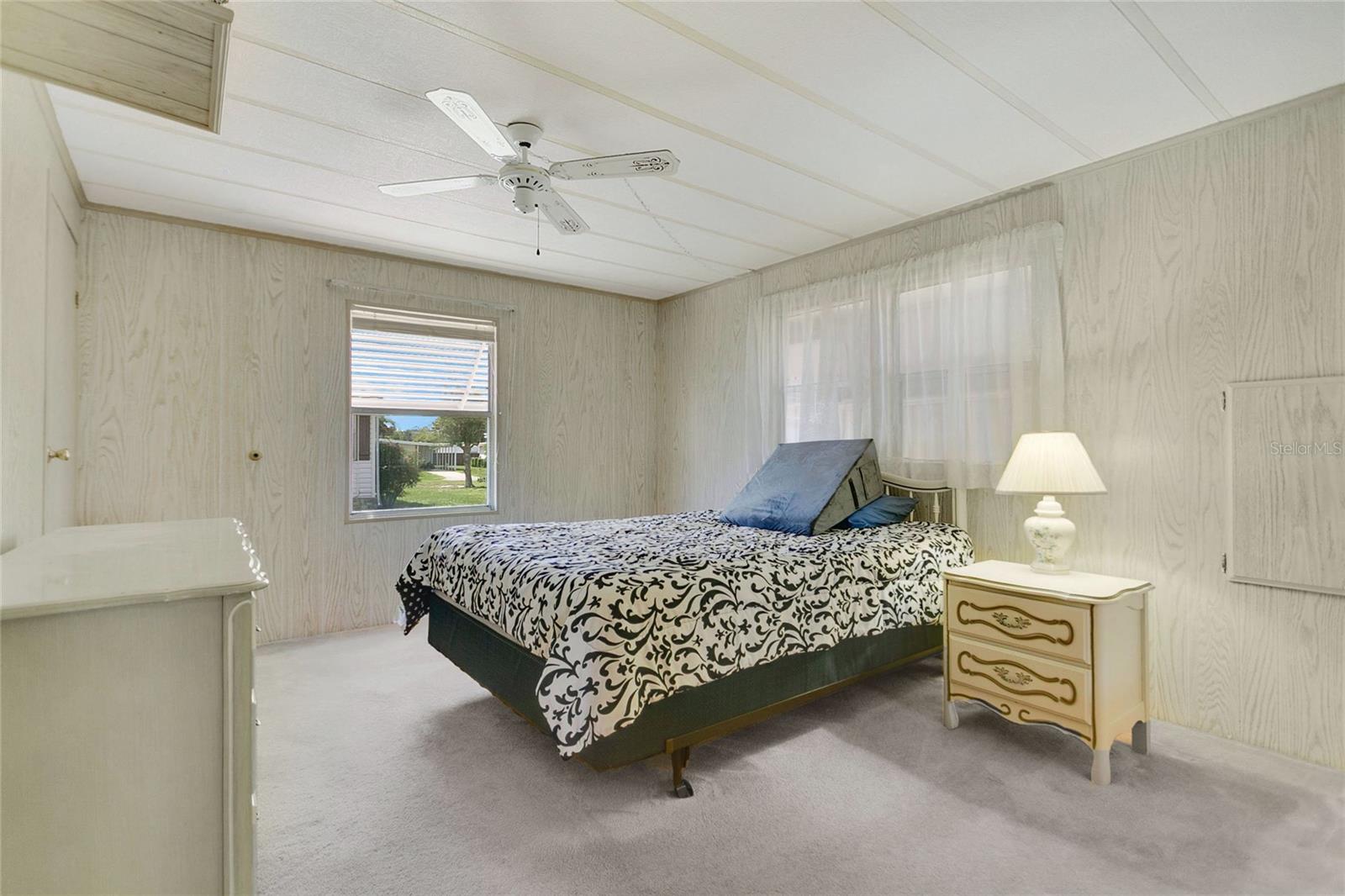 1207 Apache Cir Property Photo 14