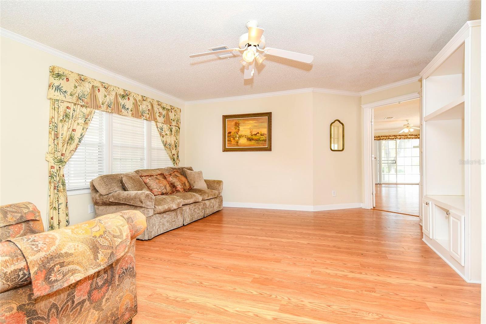 11642 Martell Ct Property Photo 4