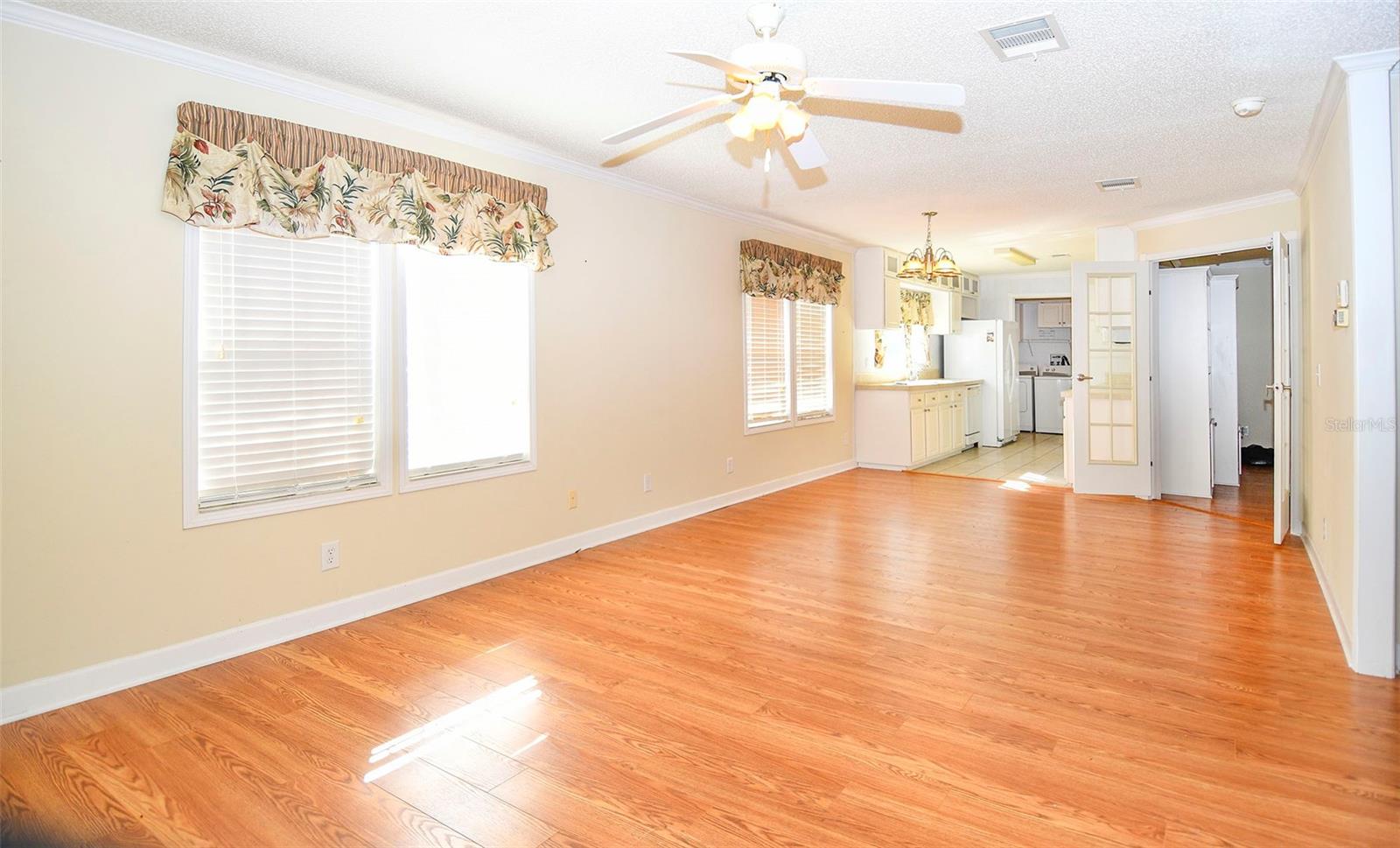 11642 Martell Ct Property Photo 6