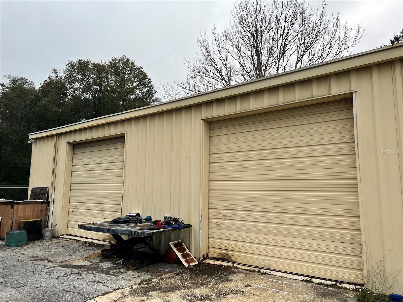 2018 N Florida Ave Property Photo 3