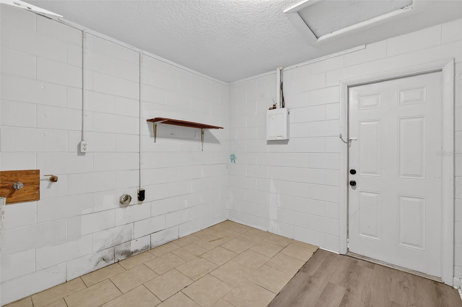 705 Mike Ave Property Photo 12