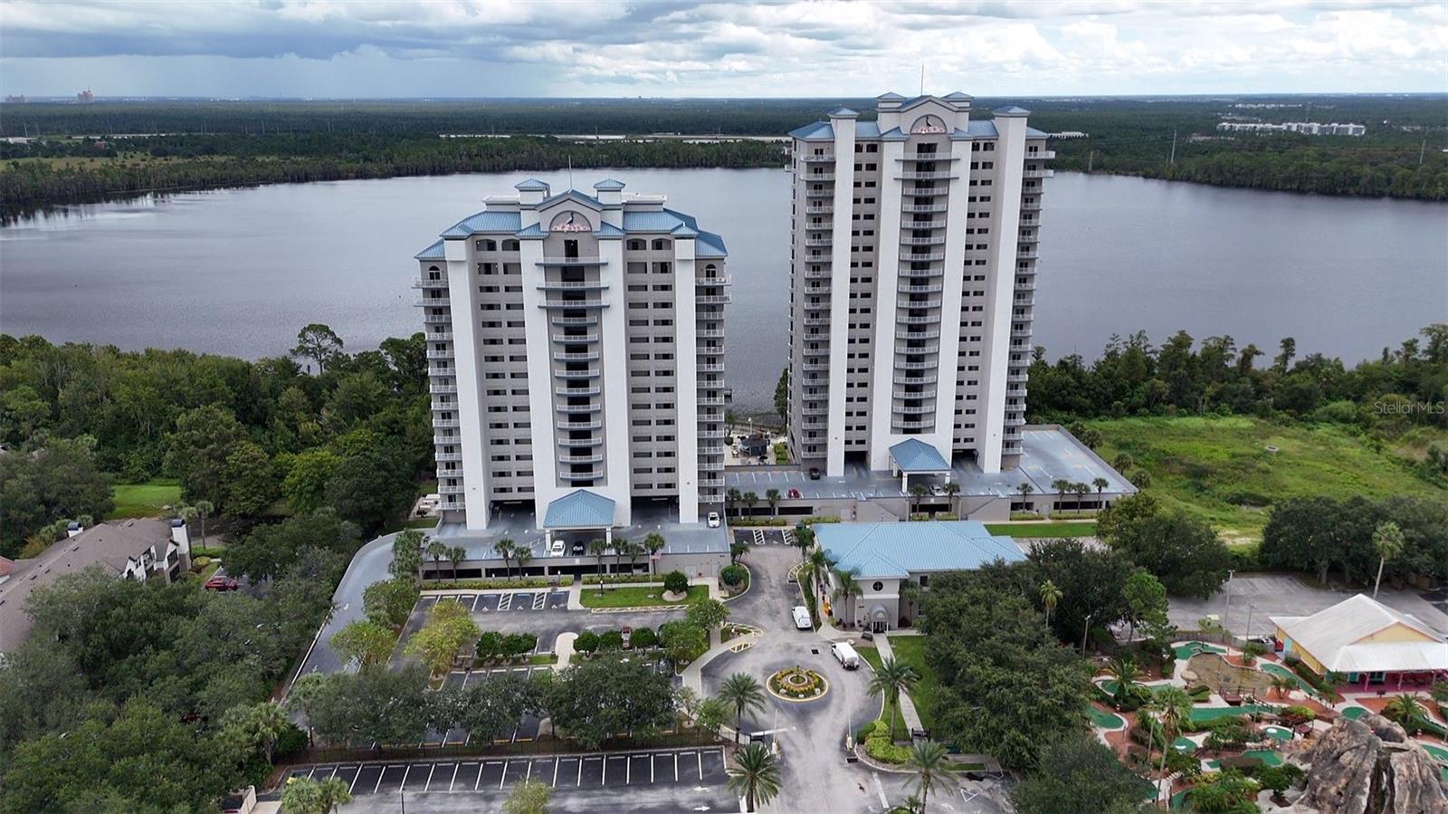 13415 BLUE HERON BEACH DR #407 Property Photo 1