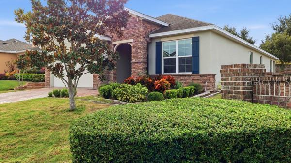1401 Westbury Dr Property Photo 2