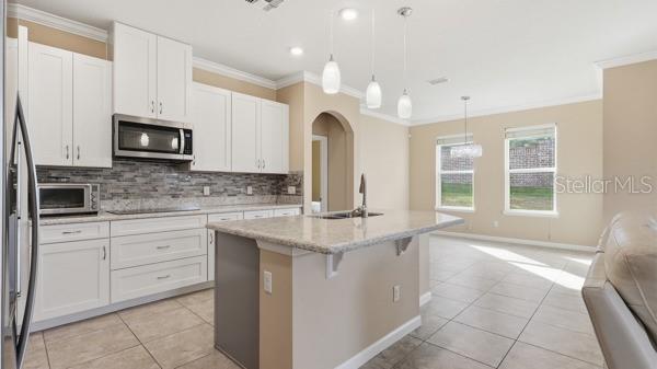1401 Westbury Dr Property Photo 8