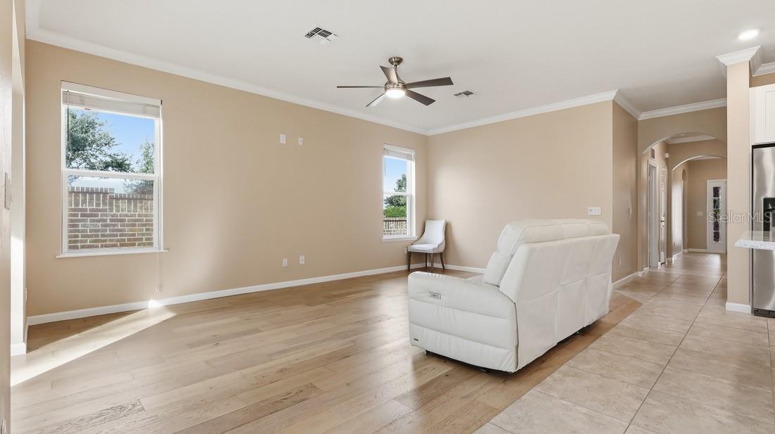 1401 Westbury Dr Property Photo 13