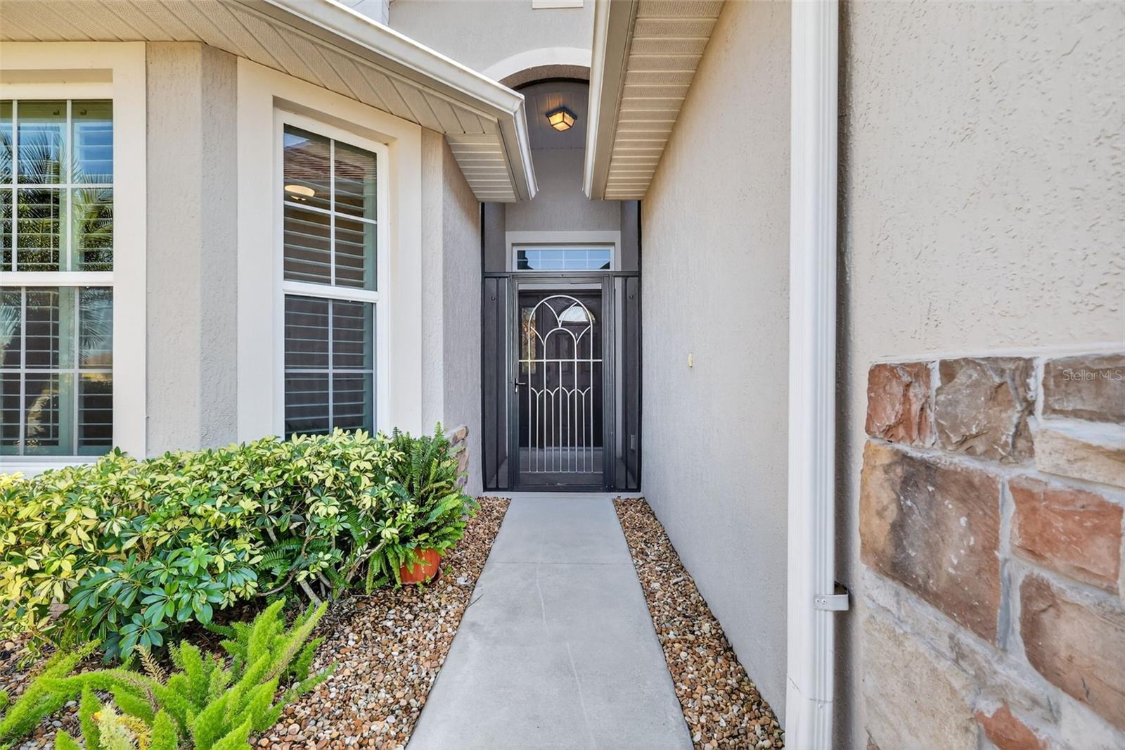 8852 Bridgeport Bay Cir Property Photo 2