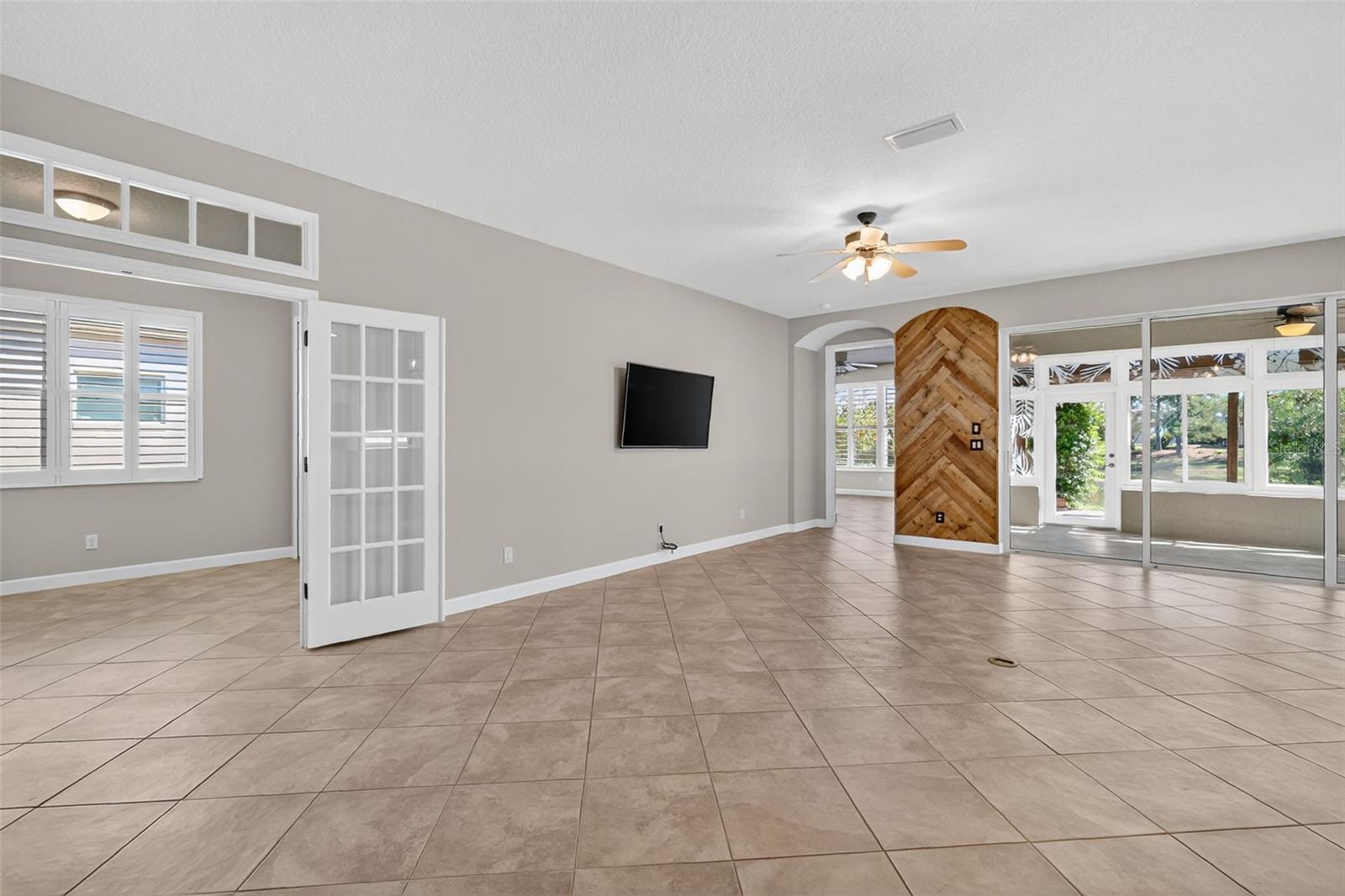 8852 Bridgeport Bay Cir Property Photo 9