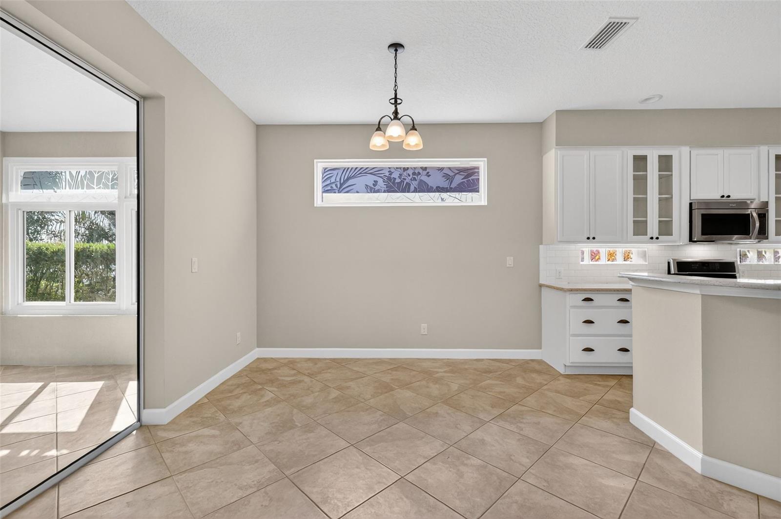 8852 Bridgeport Bay Cir Property Photo 14