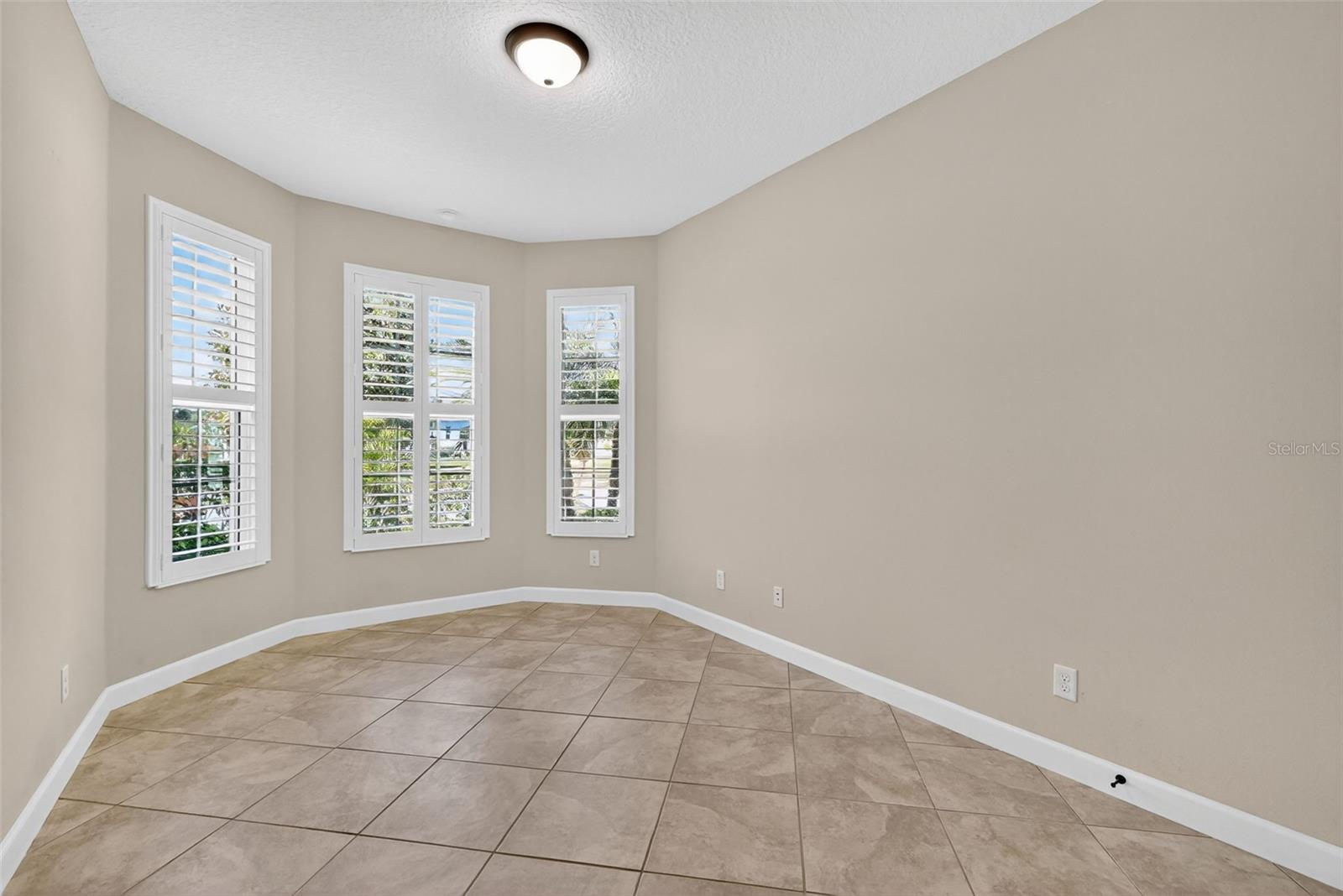 8852 Bridgeport Bay Cir Property Photo 28