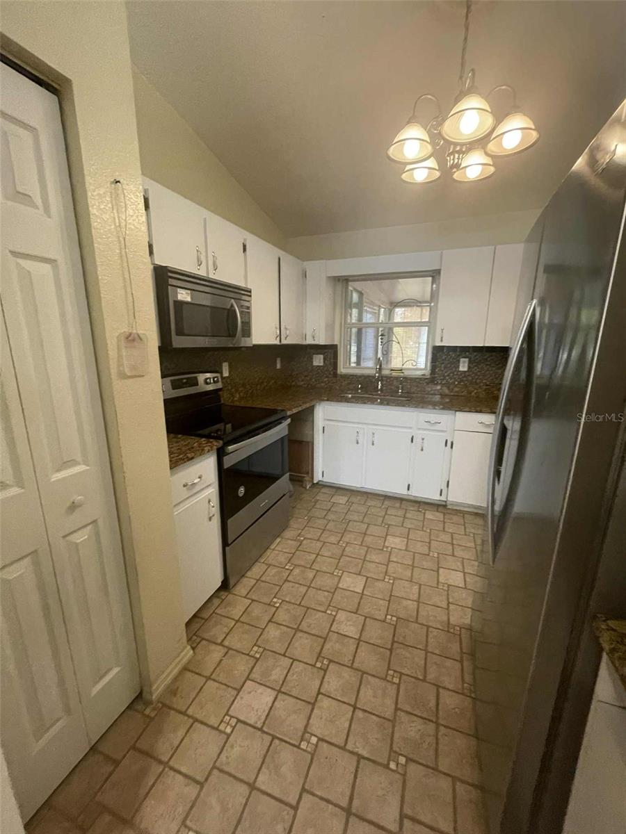 4855 Sw 148th Pl Property Photo 10