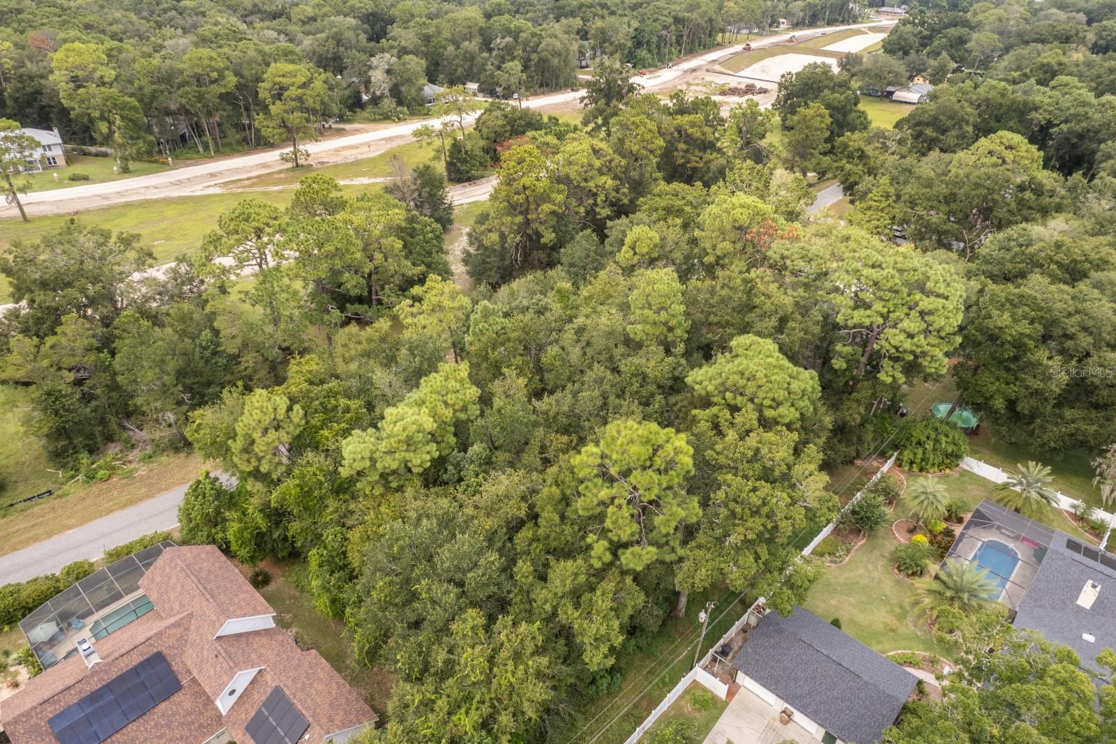 Interlachen Dr Property Photo 10