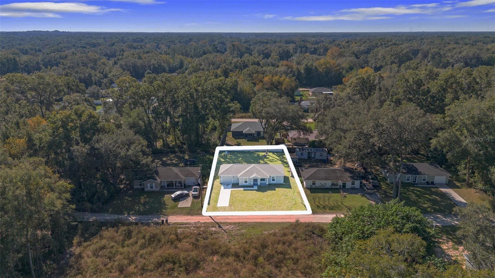 3216 Se 142nd Pl Property Photo 2