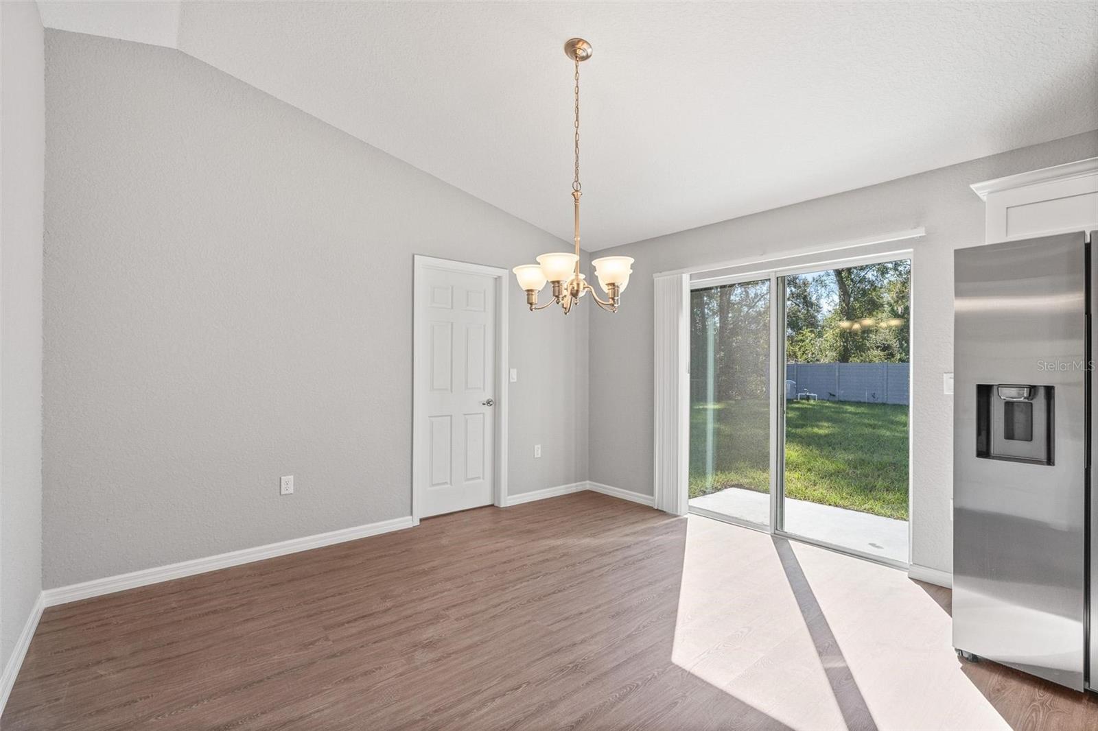 3216 Se 142nd Pl Property Photo 9