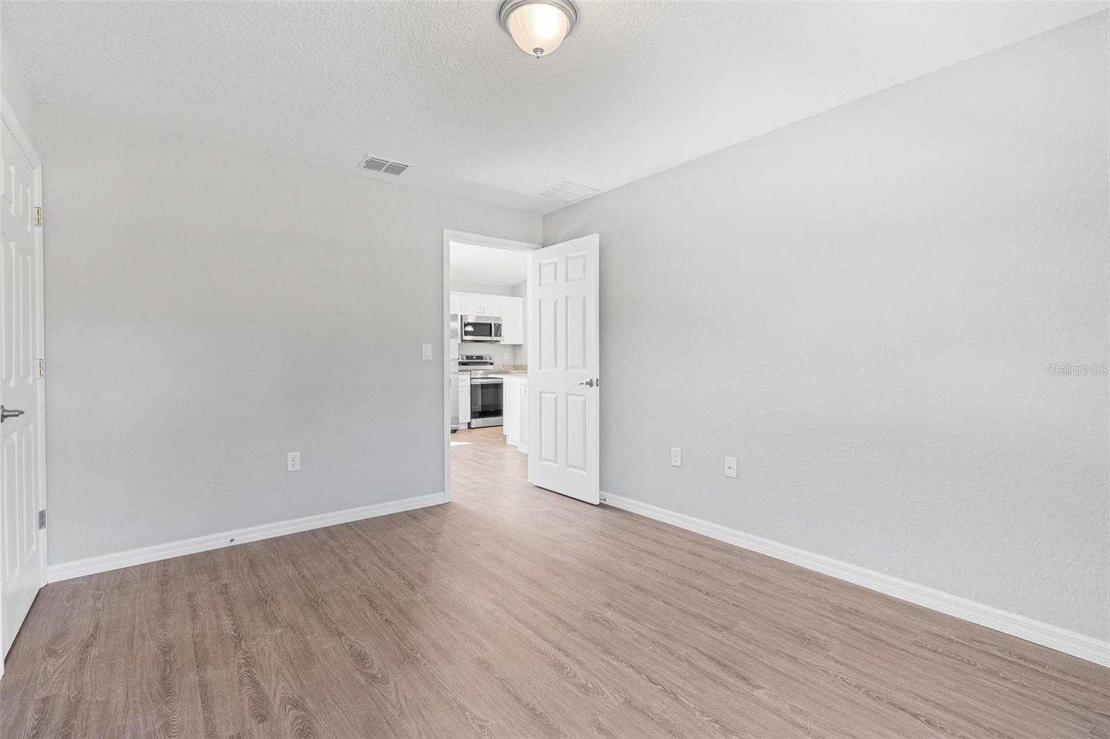 3216 Se 142nd Pl Property Photo 13