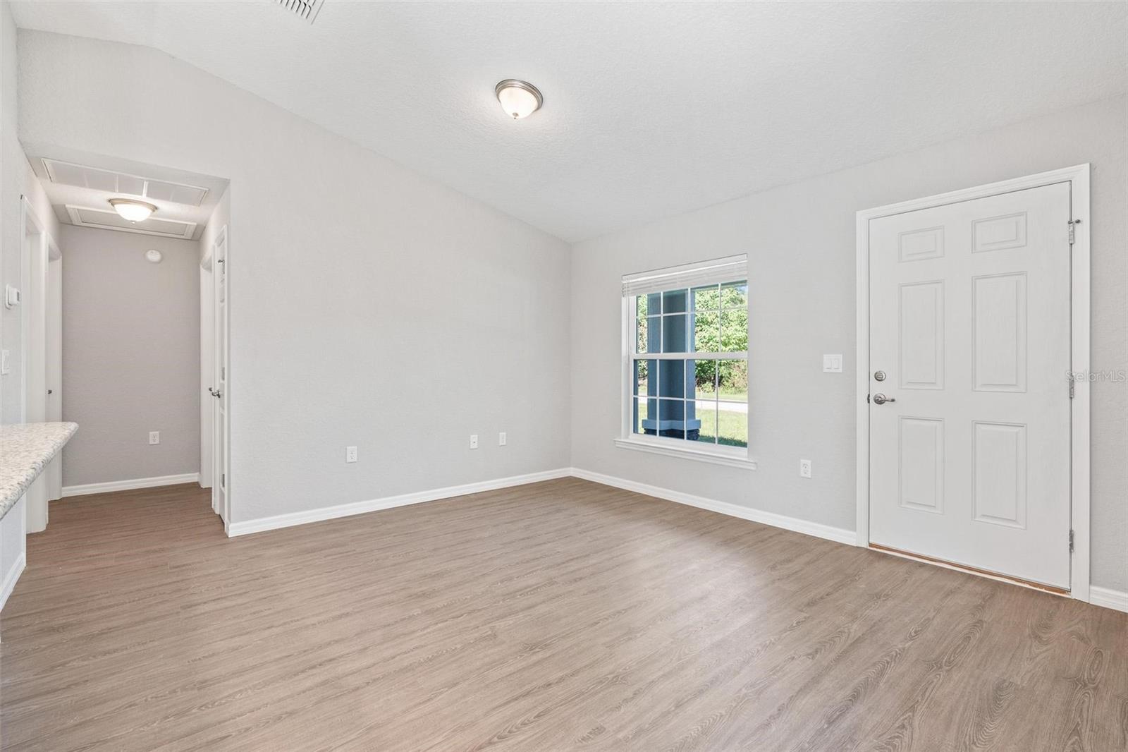 3216 Se 142nd Pl Property Photo 18