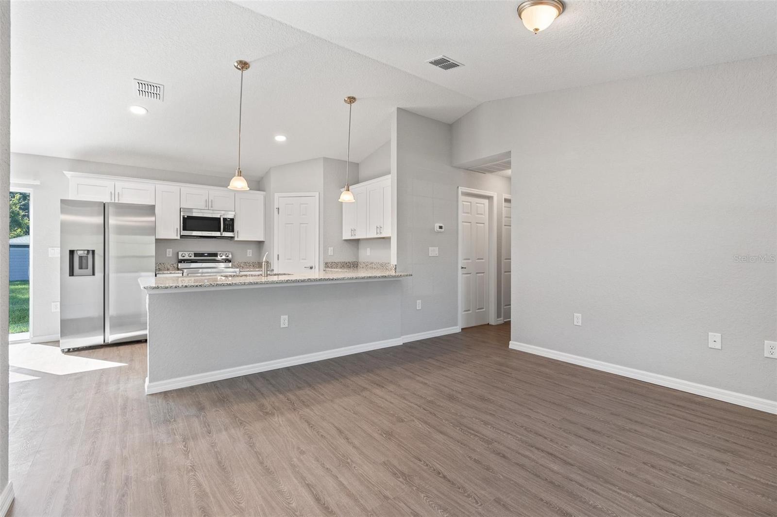 3216 Se 142nd Pl Property Photo 23