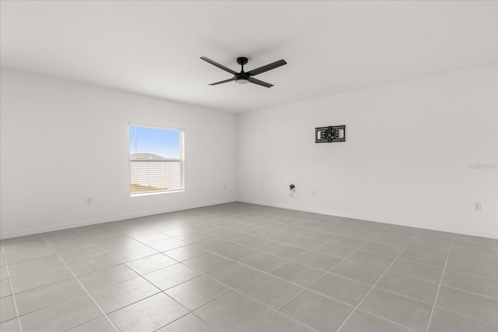 1138 Calico Pointe Cir Property Photo 8