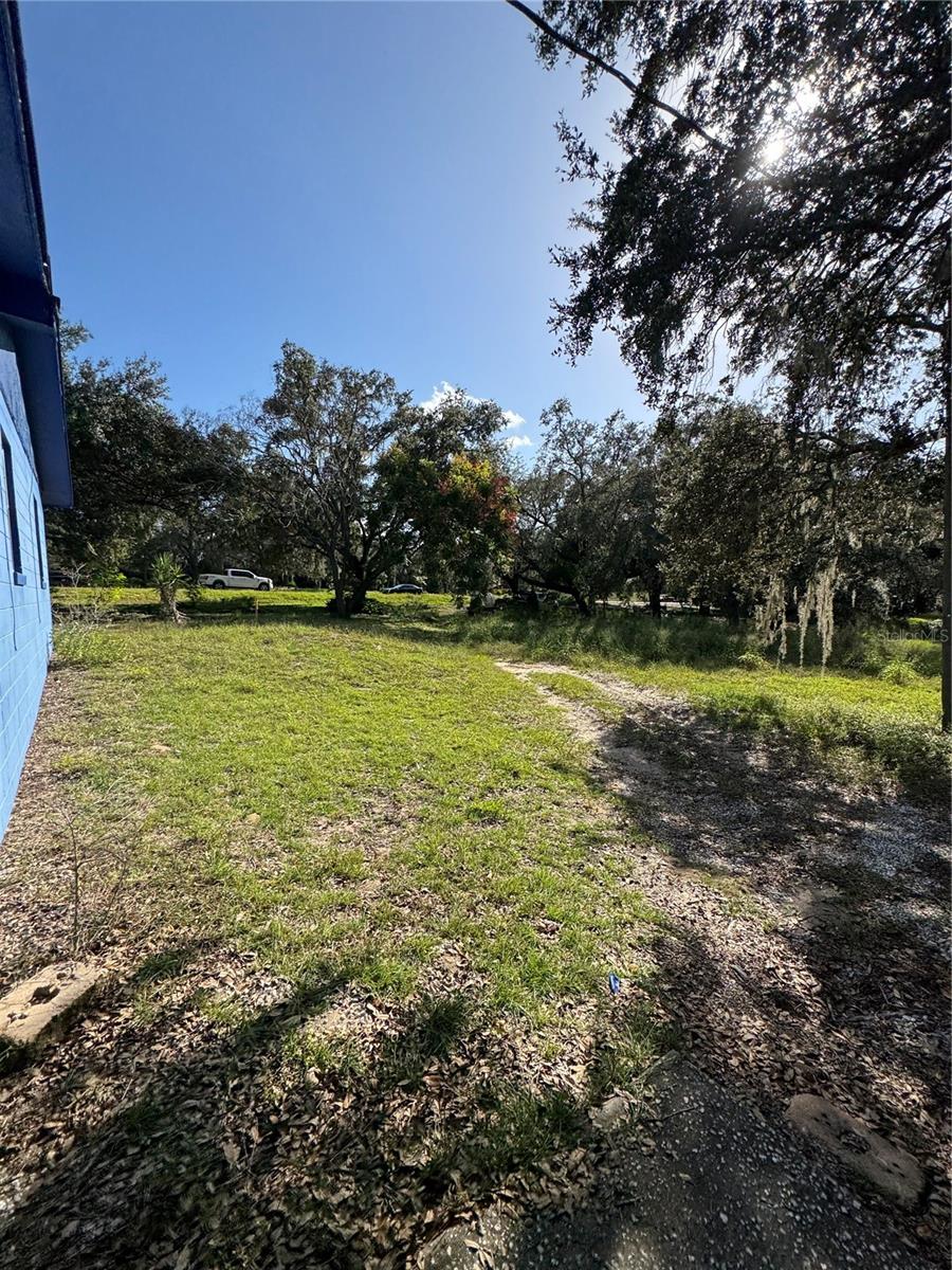 2101 State Road 50 Property Photo 5