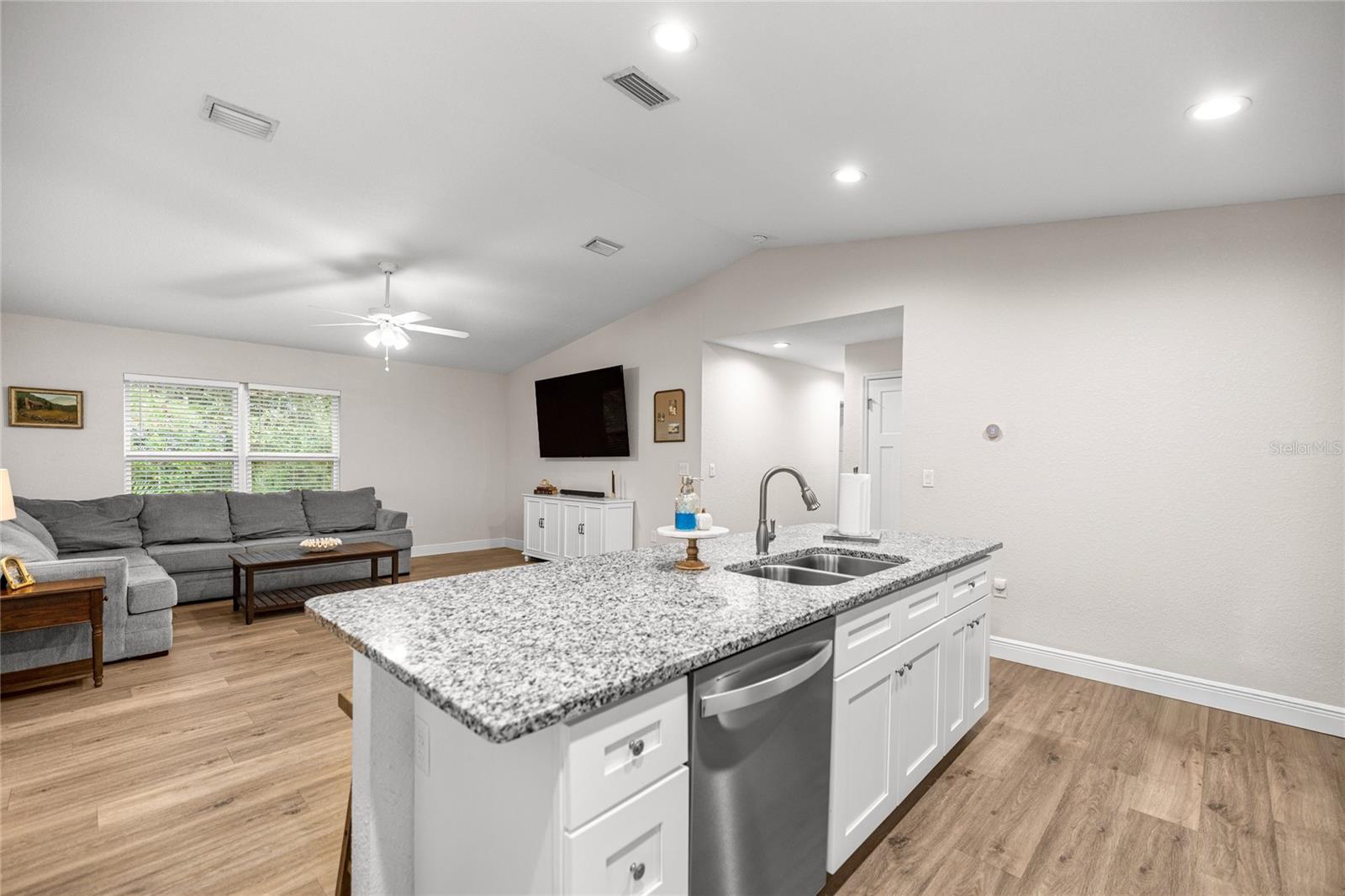 53 Olive Rd Property Photo 11