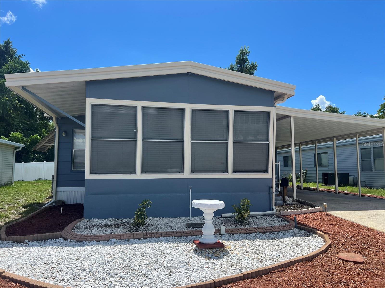 212 Paradise S Property Photo 1