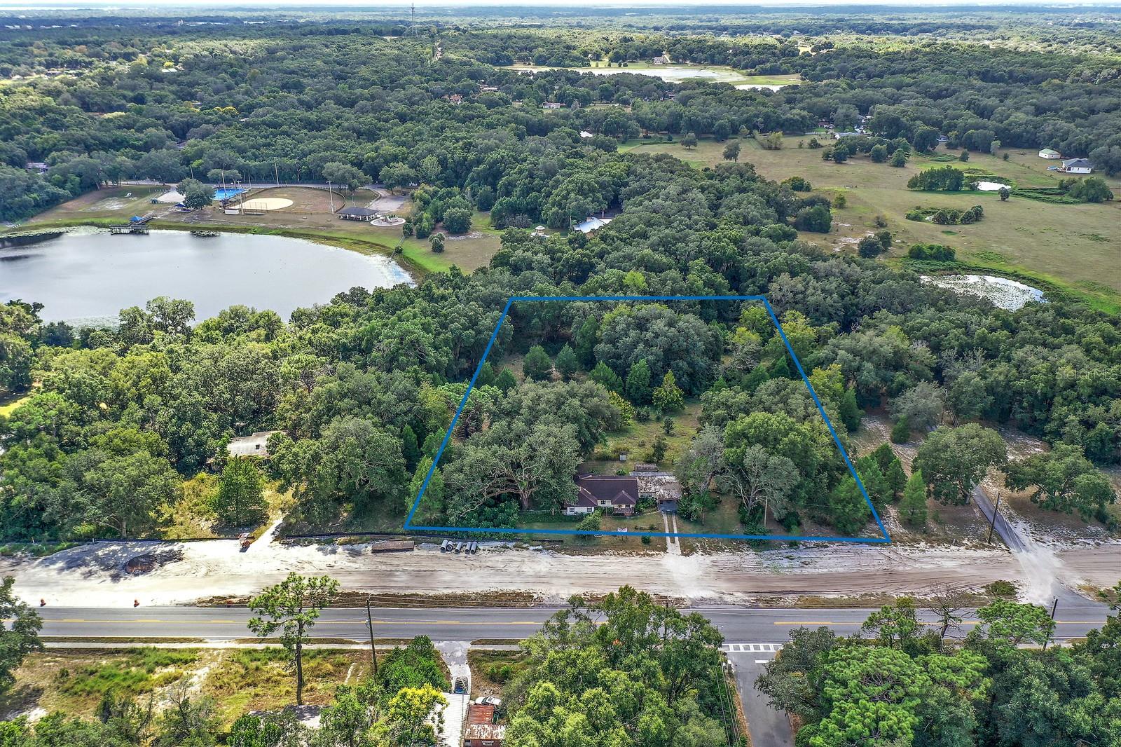 2048 Miller Blvd Property Photo 1