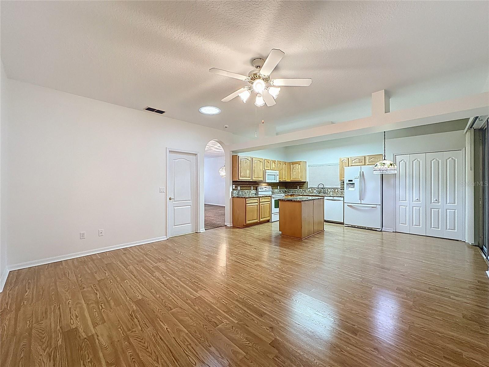 4246 Newland St Property Photo 12