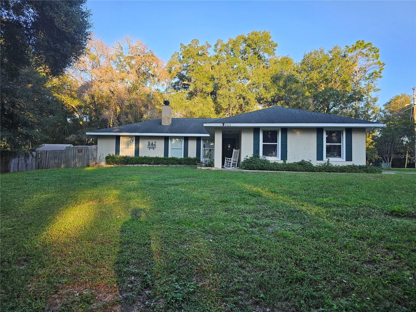 5925 Se 165th Ct Property Photo 1